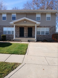 Building Photo - 1701 Dainesway Dr