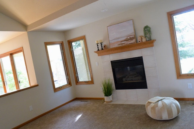 Building Photo - 838 Ashford Ln