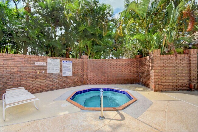 Building Photo - 208 Caribe Ct