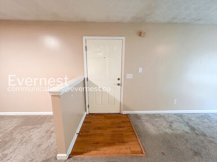 Building Photo - 7101 Fairington Ridge Cir