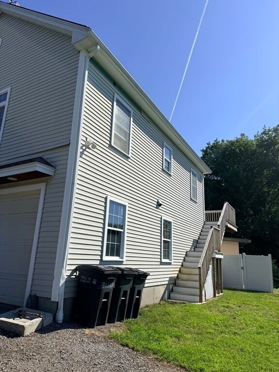 Building Photo - 128 Lafayette Rd