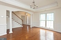Building Photo - 12 Chestnut Woods Dr