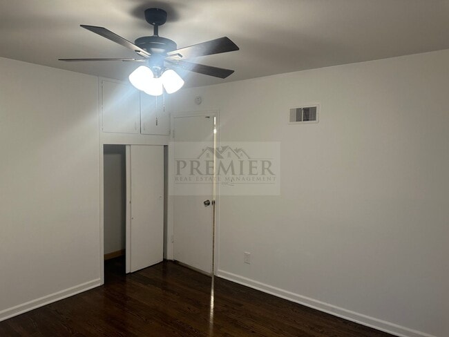 Building Photo - 2712 S Glenwood Ave