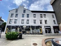 Building Photo - 5 Center Square