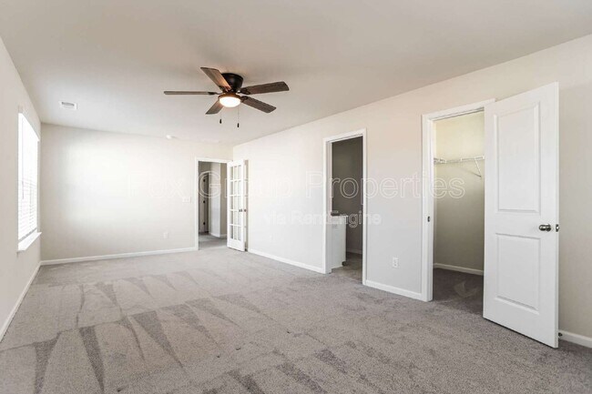 Building Photo - 6295 Fairfax Ct