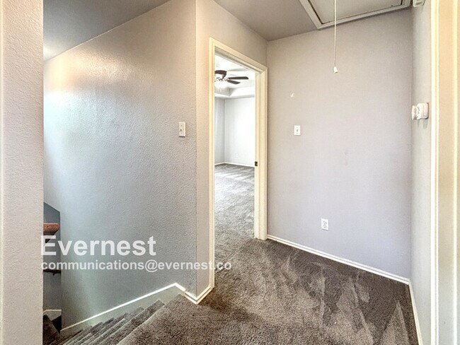 Building Photo - 1605 Catherine Ct