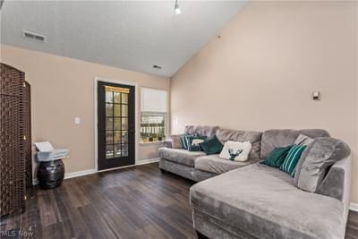 Building Photo - 14722 Lenox Dr