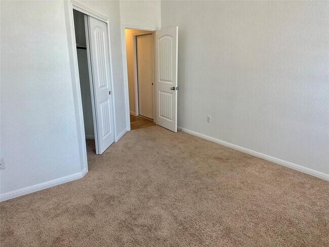 Building Photo - 917 Canvasback Creek Dr