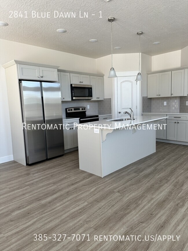 Building Photo - 2841 Blue Dawn Ln