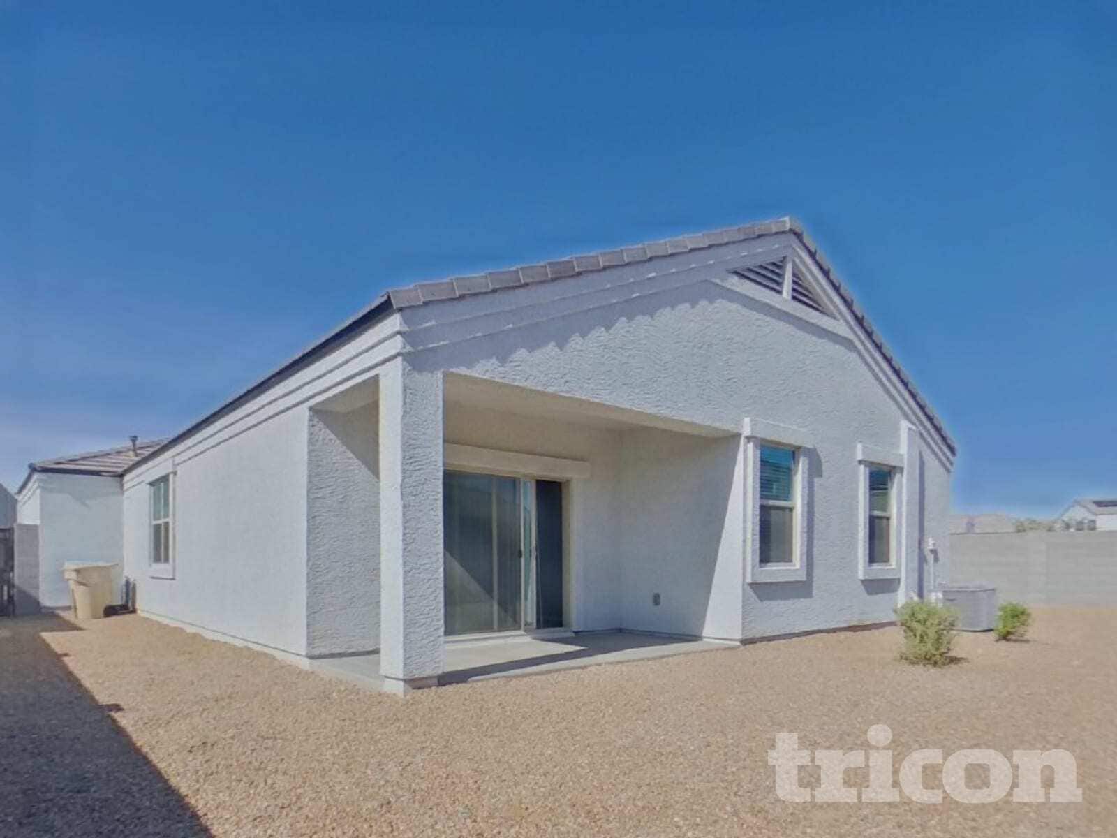 Building Photo - 31026 W Earll Dr