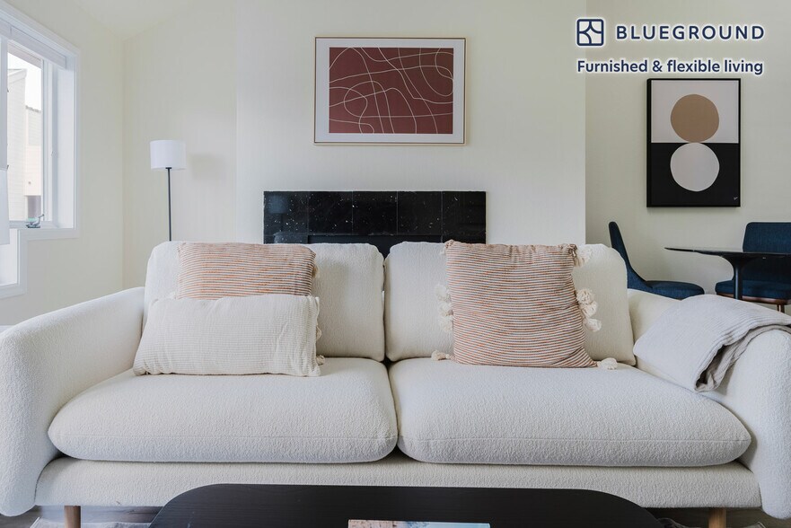 Building Photo - 345 Sheridan Ave