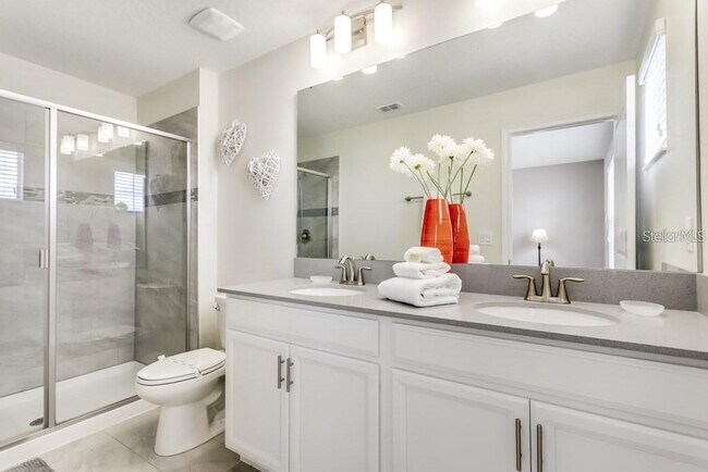 Building Photo - 1561 Flange Dr