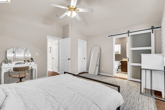 Building Photo - 2451 Cherry Hills Dr