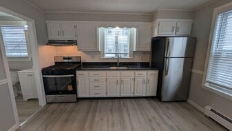 Building Photo - 85 Brayton Ave