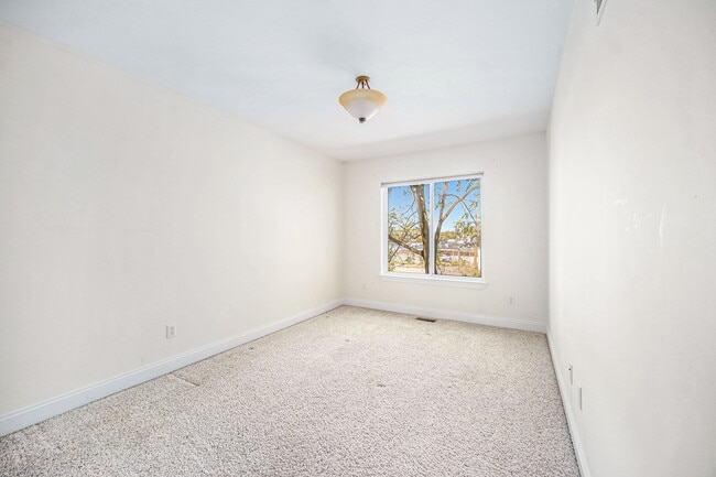 Building Photo - 3029 Aspen Lane