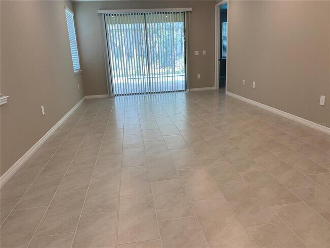 Building Photo - 124 Soliera St