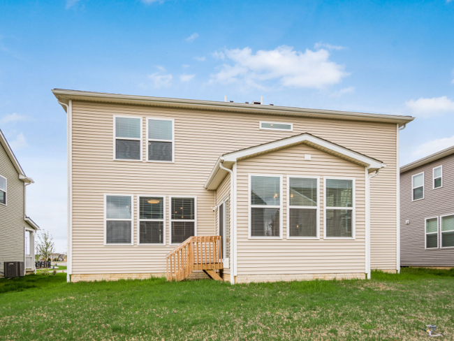 Building Photo - 2235 Acorn Ln