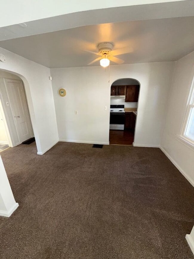 Building Photo - 817 Taylor Avenue, Evansville, IN 47713