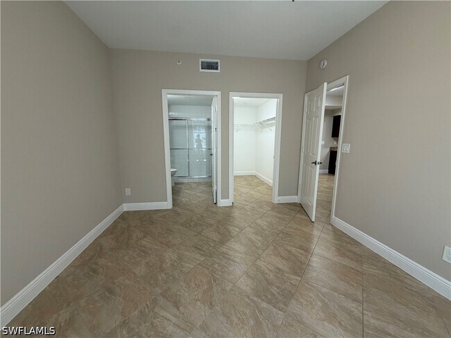 Building Photo - 4635 St Croix Ln