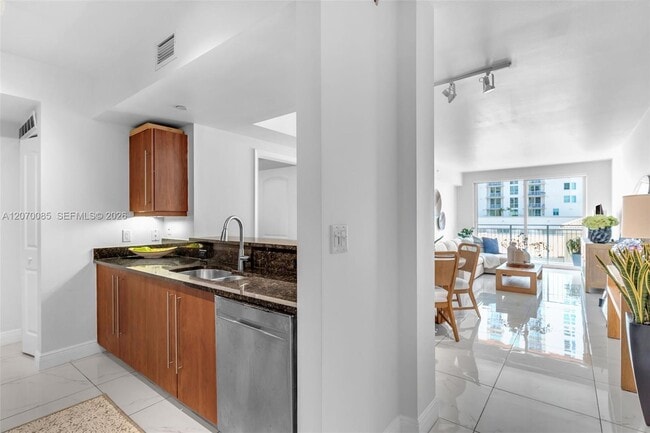 Building Photo - 7350 SW 89th St