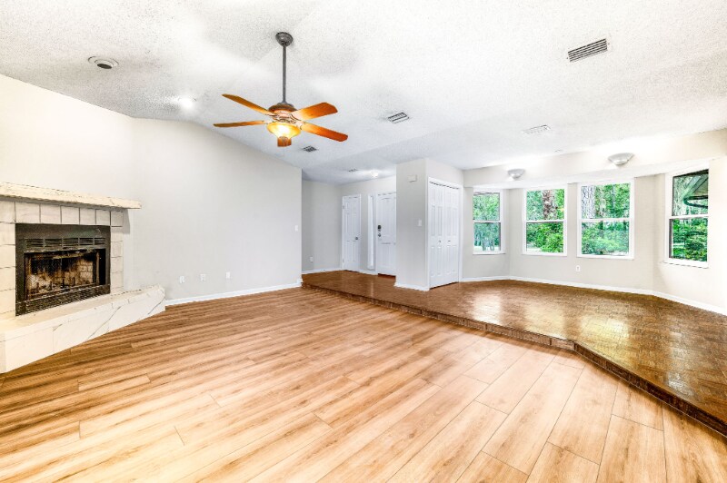 Building Photo - 119 Palm Valley Woods Dr