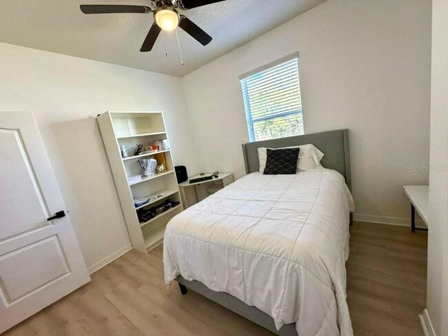 Building Photo - 32914 Hillman Ct