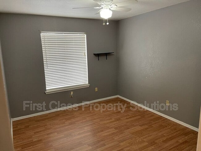 Building Photo - 4209 Willowisp Dr