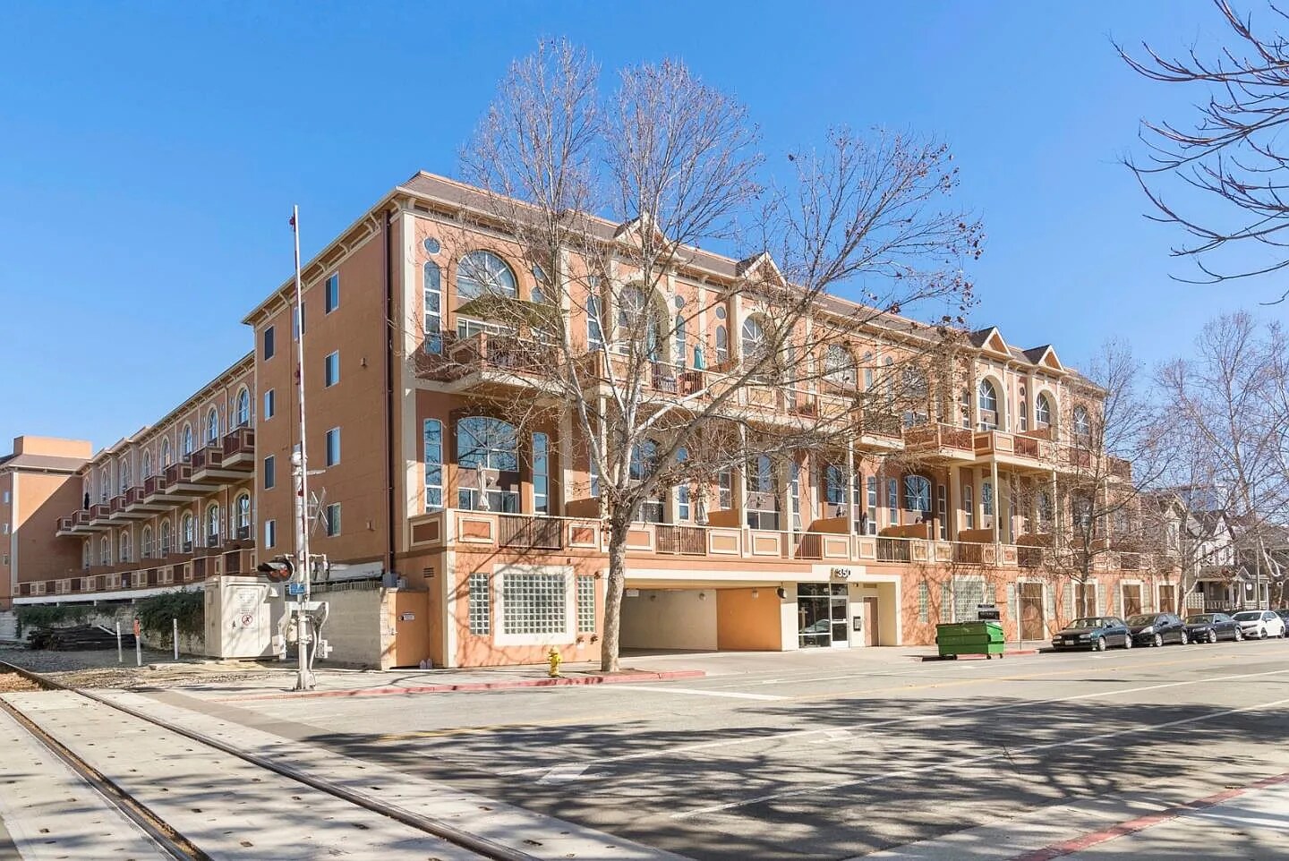 Building Photo - 350 N 2nd St
