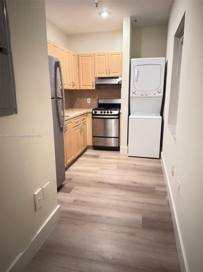 Building Photo - 1930 SW 2nd St