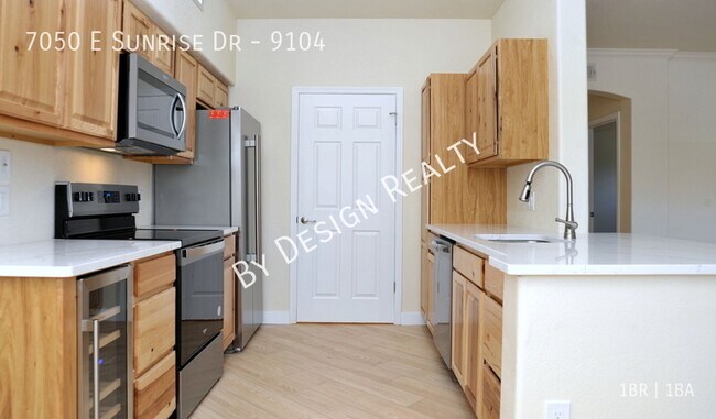 Building Photo - Pinnacle Canyon 1 Bed 1 Bath - Gated Commu...