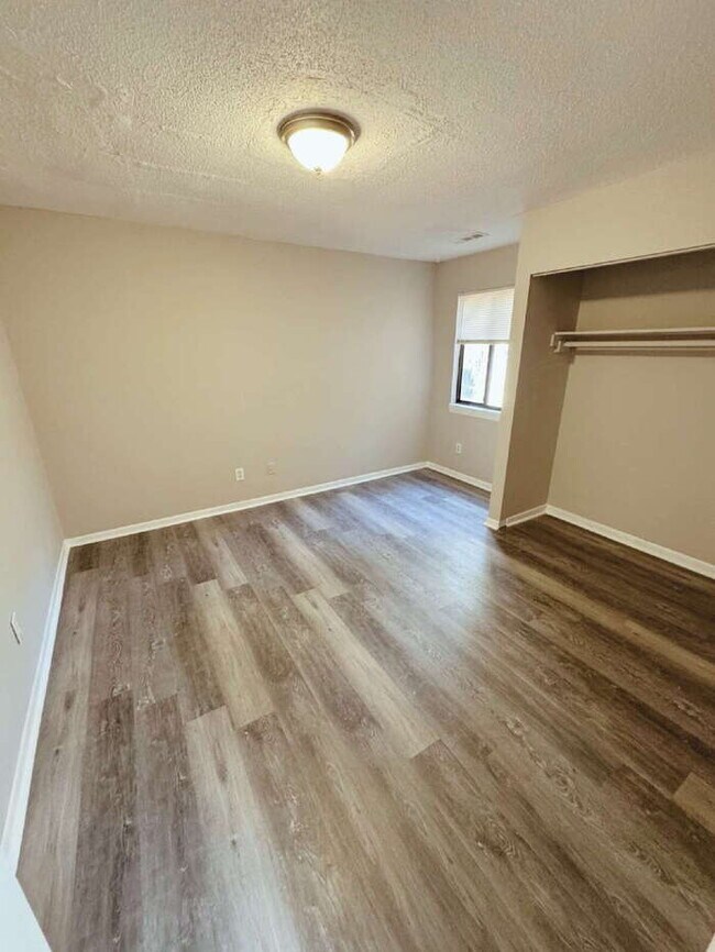 Building Photo - 2553 Terrace Trail
