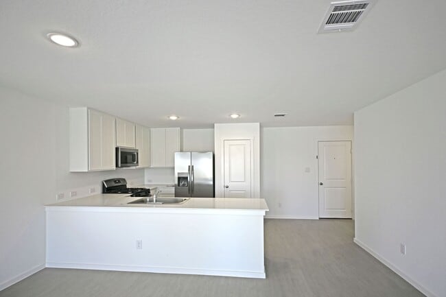 Building Photo - 1805 Stonechat