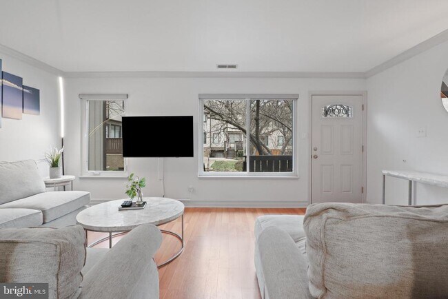 Building Photo - 1751 Westwind Way