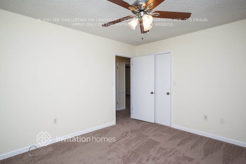 Building Photo - 2251 Rock Creek Dr