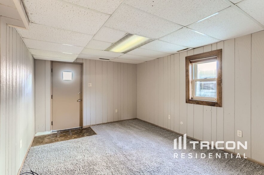Building Photo - 8537 163rd St