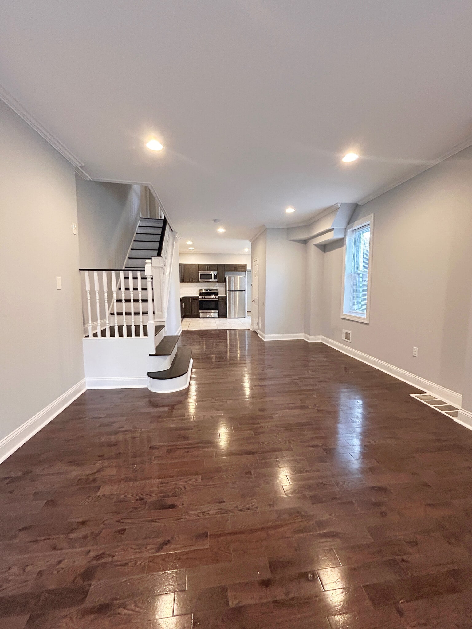 Building Photo - 157 E Duval St