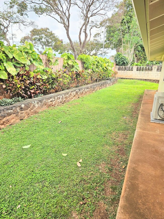 Building Photo - Mililani Town Completely Renovated 3 Bedro...