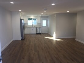 Building Photo - 6431 Gentry Ave