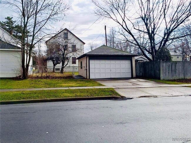 Building Photo - 224 Ivyhurst Cir