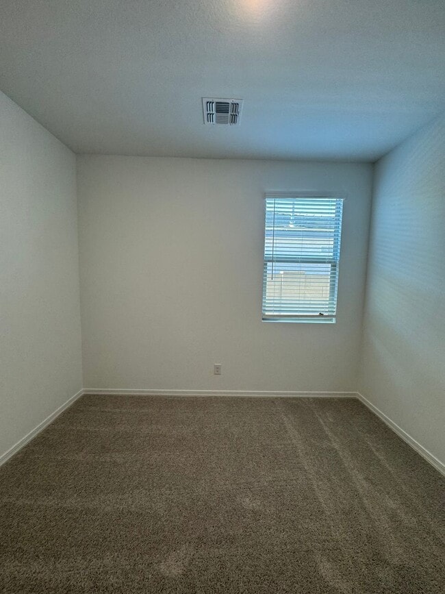 Building Photo - BRAND NEW HOME IN ALORAVITA IN PEORIA