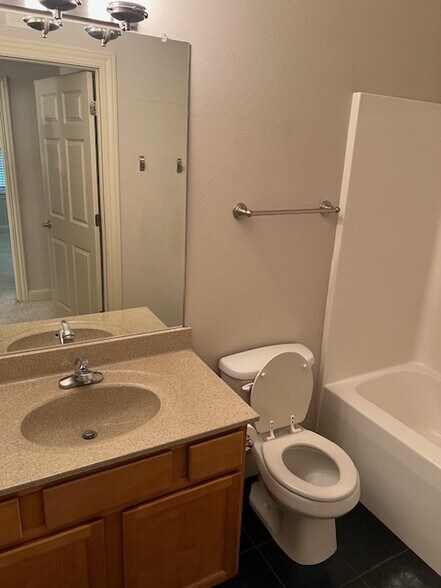 Bathroom - 605 Grandview Ct