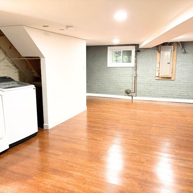Building Photo - 5106 7th St NW