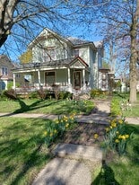 Building Photo - 234 Stuart Ave