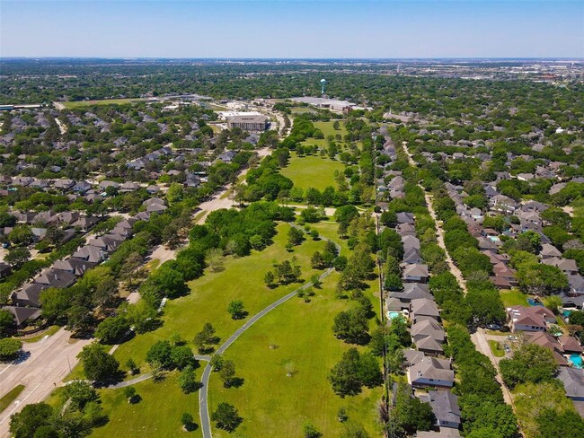 Building Photo - 20014 Barton Creek Ct