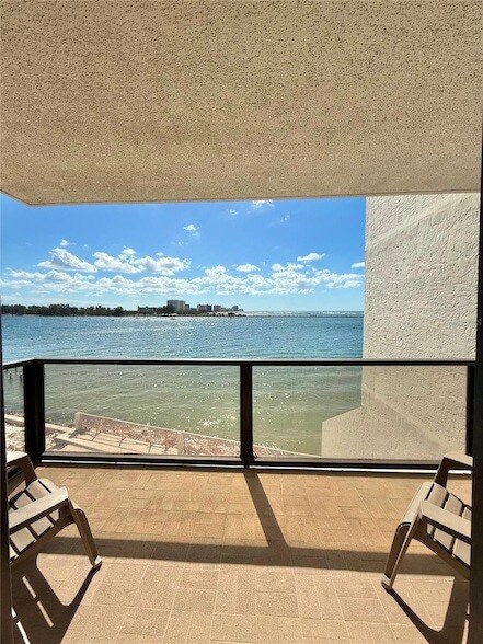 Building Photo - 450 S Gulfview Blvd