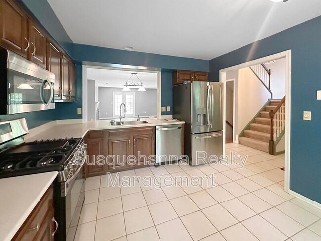 Building Photo - 1120 Galway Ct