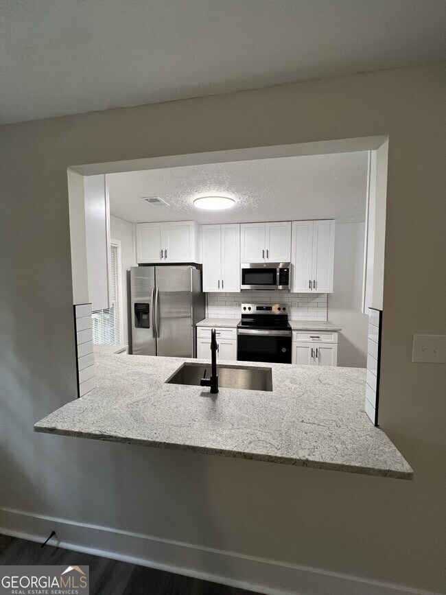 Building Photo - 403 Deergrass Trail