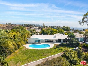 Building Photo - 1641 Tower Grove Dr