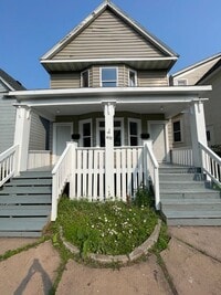 Building Photo - 611 E 6th St