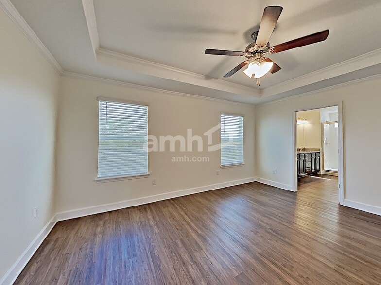 Building Photo - 4807 Reisswood Lp